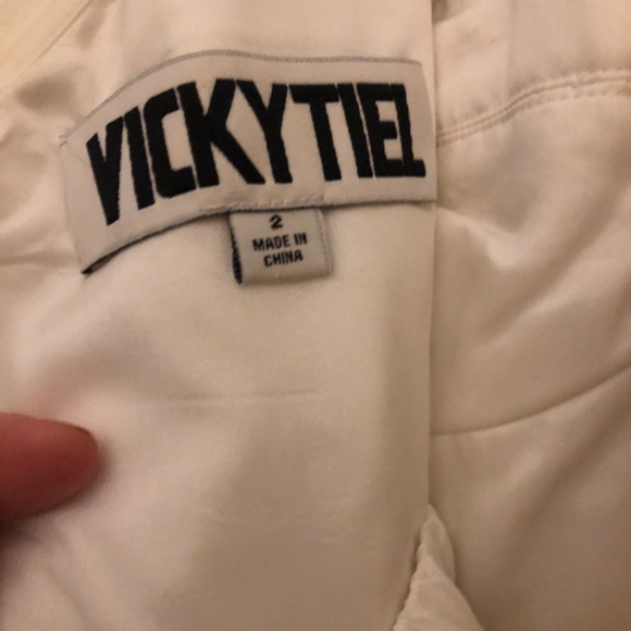 White (Bridal) Cocktail Dress Vickey Tiel size 2 - Picture 4 of 4
